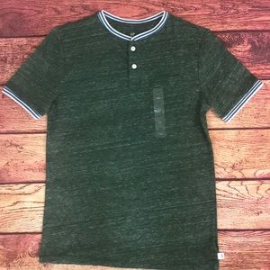 Boys GAP t- shirt